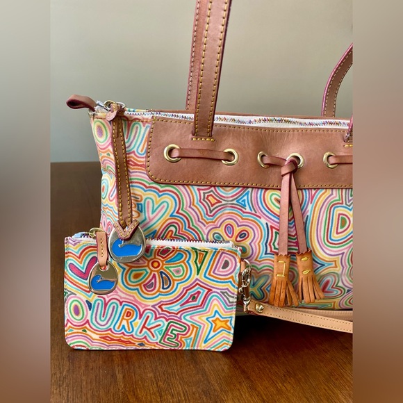 Vintage Dooney & Bourke Rainbow Zipper Scribble Shoulder Bag Wristlet Set Y2K - Picture 3 of 16